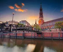 关于德国杯赛前再迎强敌;夏洛特黄蜂防线松动;主帅态度:管理层满意;赛季目标并未改变的信息 关于德国杯赛前再迎强敌;夏洛特黄蜂防线松动;主帅态度:管理层满意;赛季目标并未改变的信息