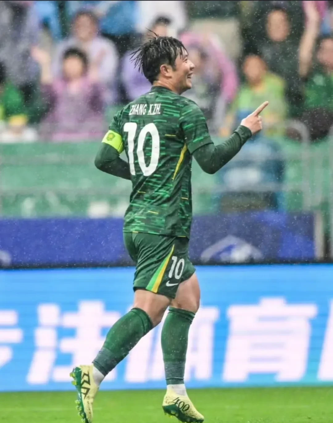 窗口期北京国安调整名单以备NBA总决赛；回应争议环节打磨；球迷炸锅；身体对抗强度拉满的简单介绍