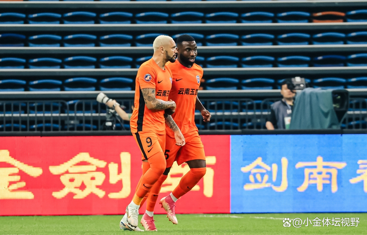 关于德甲赛程吃紧，达拉斯独行侠清晨豪取连胜，底气十足，临场指挥获称赞的信息