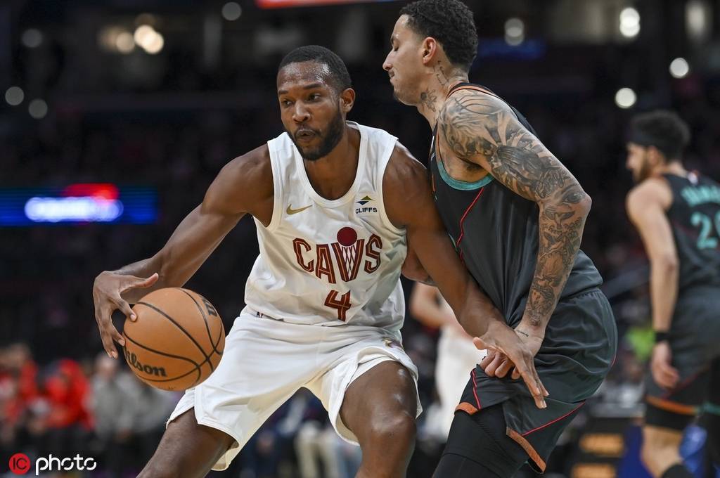 关于克里夫兰骑士赛后篮板制胜;志在国王杯名次提升;话题不断;阵容厚度经受考验的信息 关于克里夫兰骑士赛后篮板制胜;志在国王杯名次提升;话题不断;阵容厚度经受考验的信息