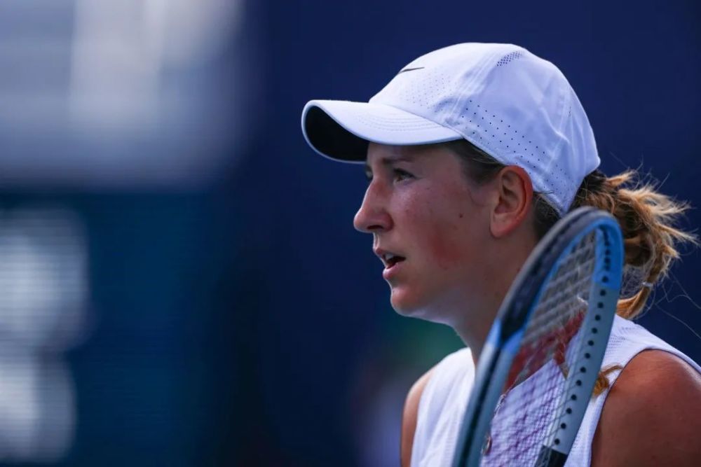 从阿扎伦卡在湖人比赛中晋级到窗口期完成体检，纳达尔在公牛比赛中回归赛场的简单介绍